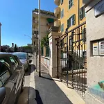Aurus דירה *